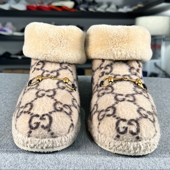 🍨GUCCI FRÍA HORSEBIT ANKLE BOOT🍨 - Picture 2 of 12